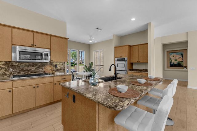 75840 Sarazen Way, Palm Desert, CA 92211