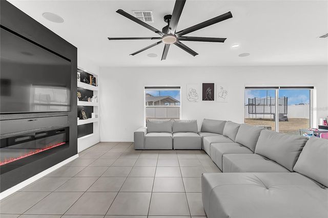 132 CITRINE LOOP, Kissimmee, FL 34758