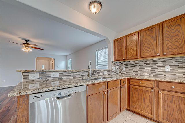 1335 Kane Court, Rosenberg, TX 77471