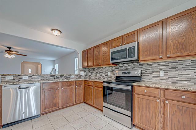 1335 Kane Court, Rosenberg, TX 77471