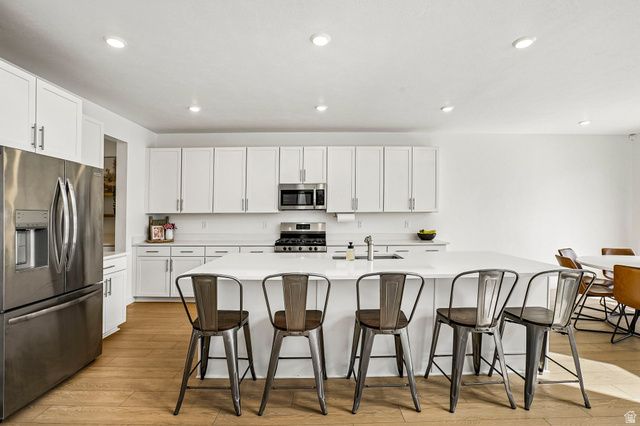 3246 S GREYHOUND RD, Saratoga Springs, UT 84045