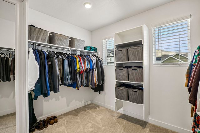 3246 S GREYHOUND RD, Saratoga Springs, UT 84045