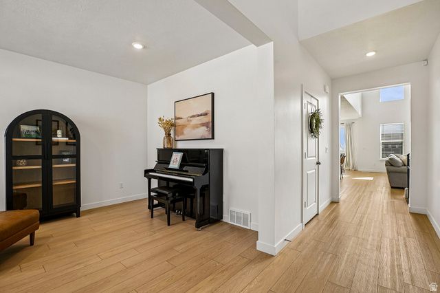 3246 S GREYHOUND RD, Saratoga Springs, UT 84045