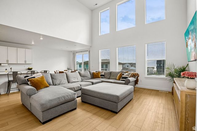 3246 S GREYHOUND RD, Saratoga Springs, UT 84045