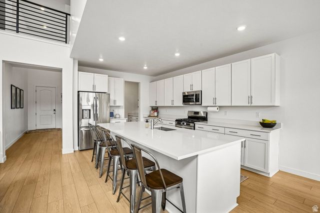 3246 S GREYHOUND RD, Saratoga Springs, UT 84045