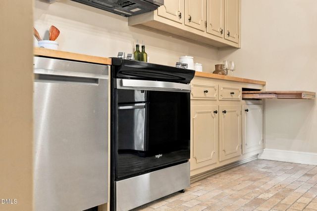203 N Estes Drive, Chapel Hill, NC 27514