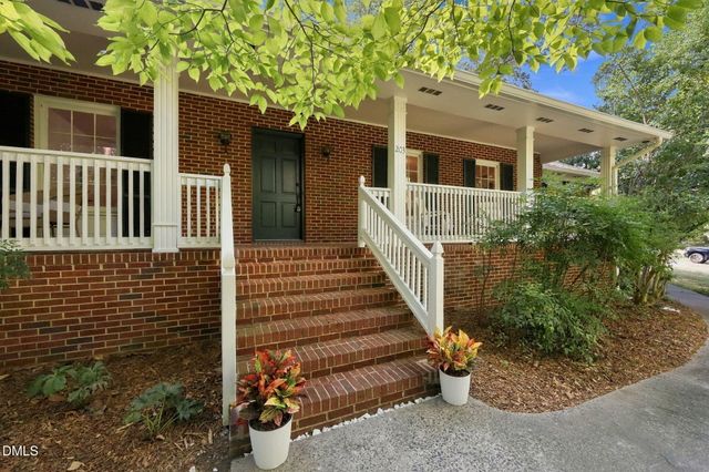 203 N Estes Drive, Chapel Hill, NC 27514