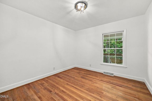 203 N Estes Drive, Chapel Hill, NC 27514