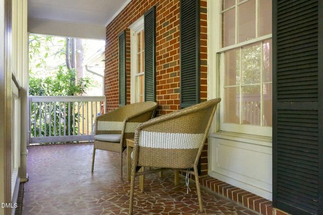 203 N Estes Drive, Chapel Hill, NC 27514
