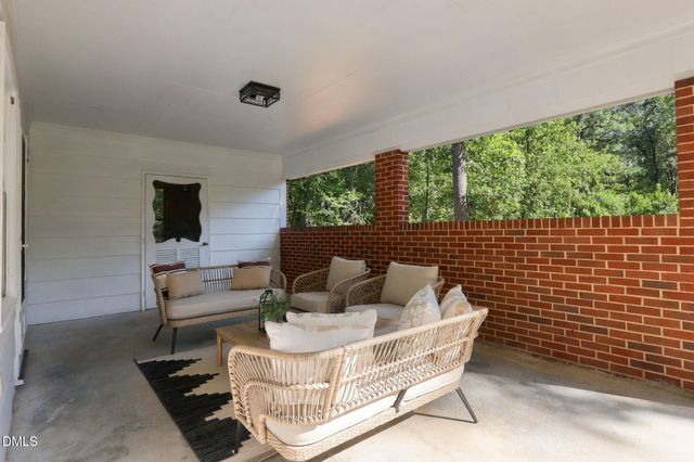 203 N Estes Drive, Chapel Hill, NC 27514