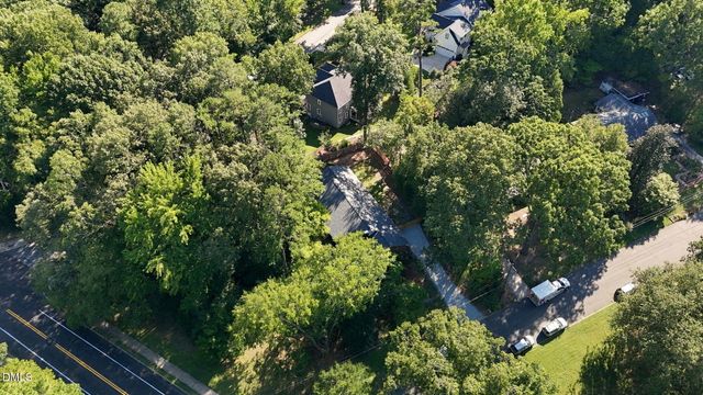 203 N Estes Drive, Chapel Hill, NC 27514