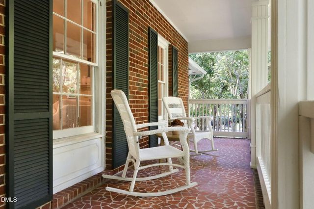 203 N Estes Drive, Chapel Hill, NC 27514