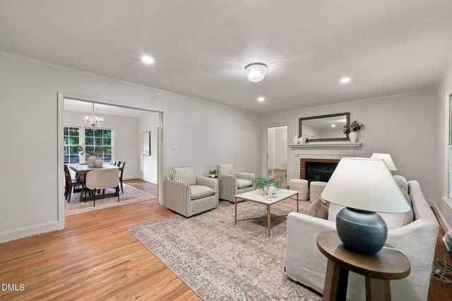 203 N Estes Drive, Chapel Hill, NC 27514