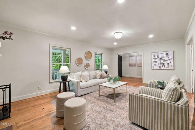 203 N Estes Drive, Chapel Hill, NC 27514