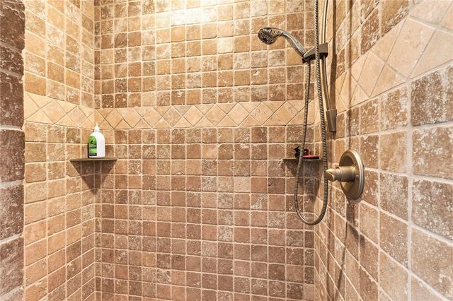 10822 Millstead Lane, Bentonville, AR 72712