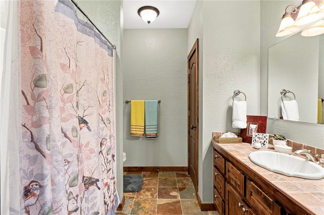 10822 Millstead Lane, Bentonville, AR 72712