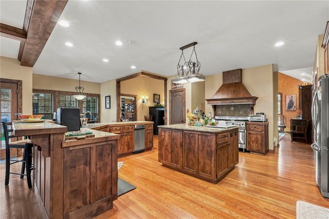 10822 Millstead Lane, Bentonville, AR 72712