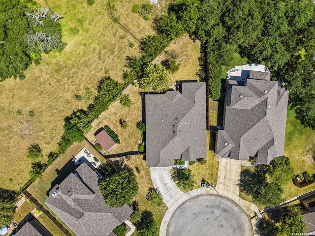 108 WINDSOR DR, Boerne, TX 78006