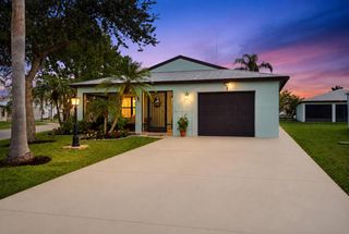 2 Guava Lane, Port St. Lucie, Port St Lucie, FL 34952