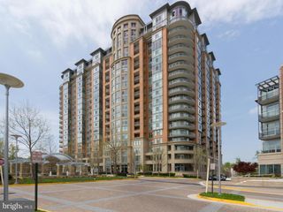 8220 CRESTWOOD HEIGHTS DR #1504, Mclean, VA 22102