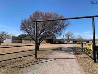 495 E LITTLE LEASE ROAD, Holliday, TX 76366