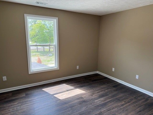 740 Kings Ln Apt A4, Tullahoma, TN 37388