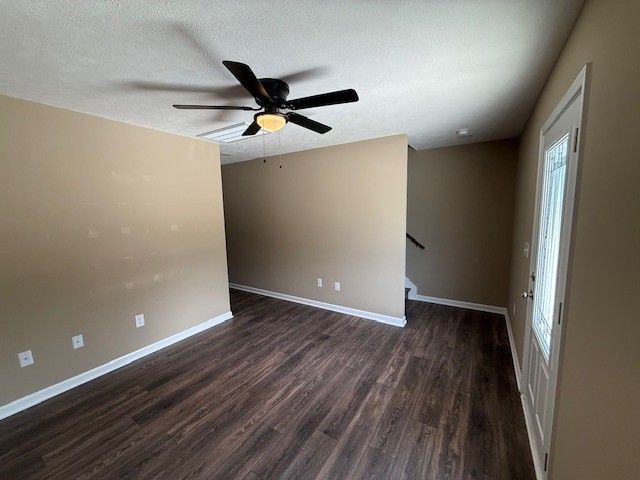 740 Kings Ln Apt A4, Tullahoma, TN 37388