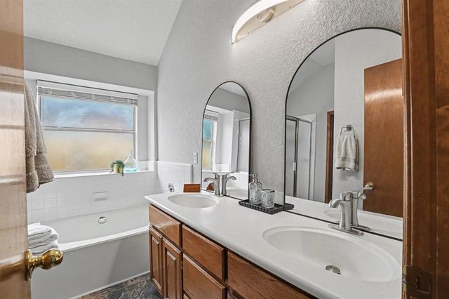 1904 Joseph Drive, Edmond, OK 73003