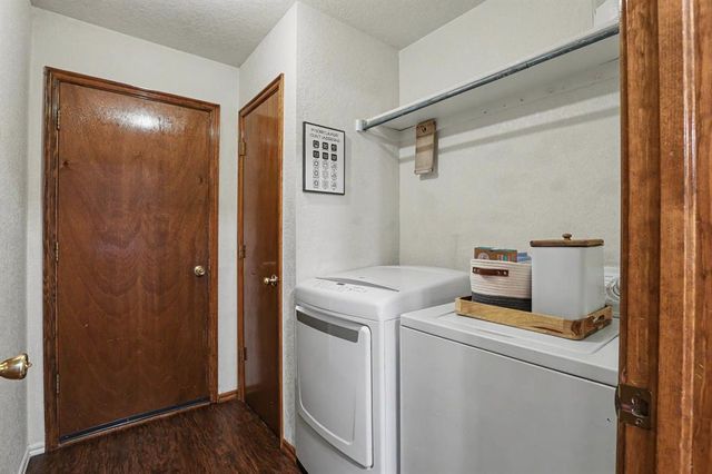 1904 Joseph Drive, Edmond, OK 73003