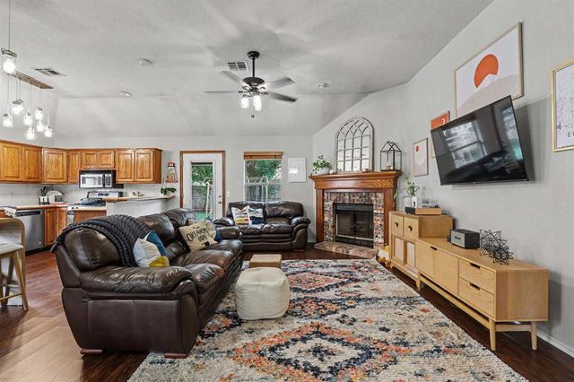 1904 Joseph Drive, Edmond, OK 73003