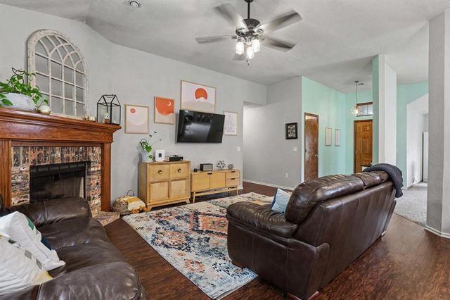 1904 Joseph Drive, Edmond, OK 73003