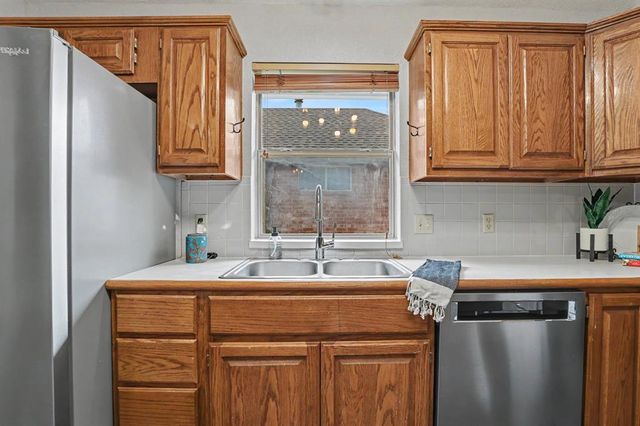 1904 Joseph Drive, Edmond, OK 73003