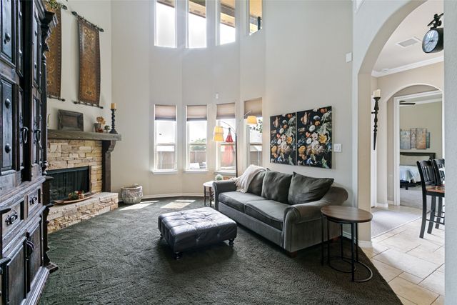 11901 Drummond Lane, Fort Worth, TX 76108