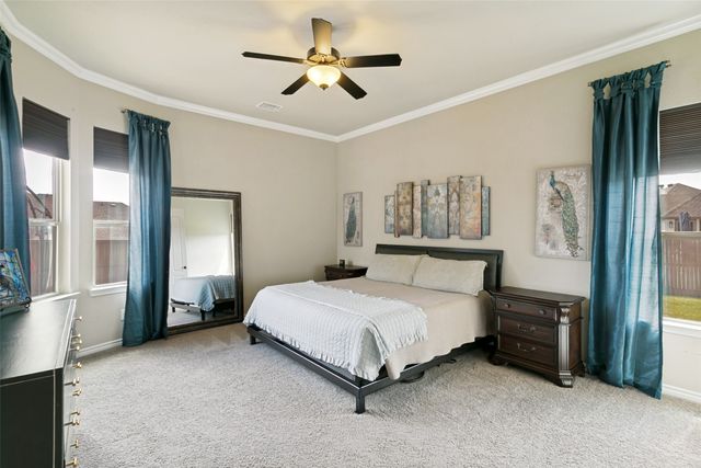 11901 Drummond Lane, Fort Worth, TX 76108