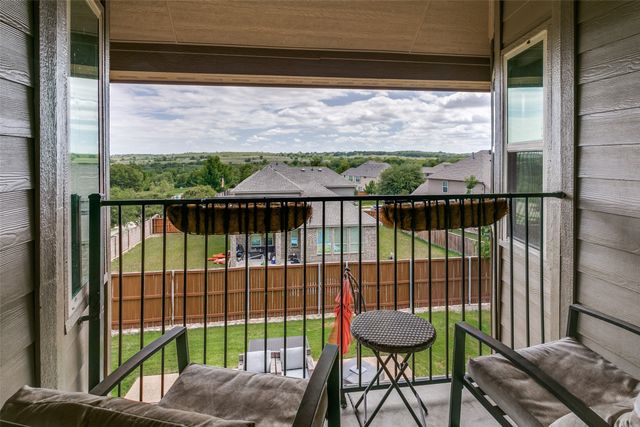 11901 Drummond Lane, Fort Worth, TX 76108