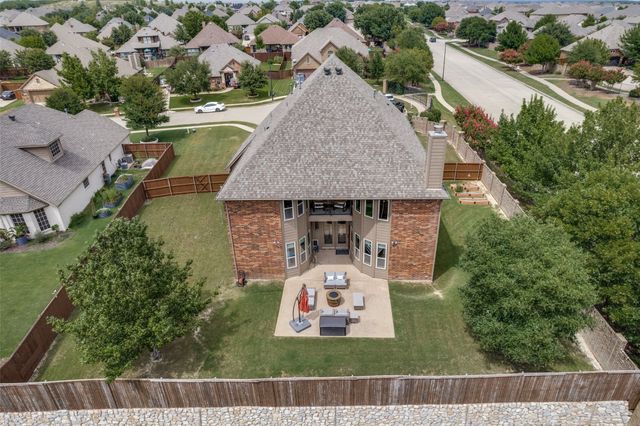 11901 Drummond Lane, Fort Worth, TX 76108