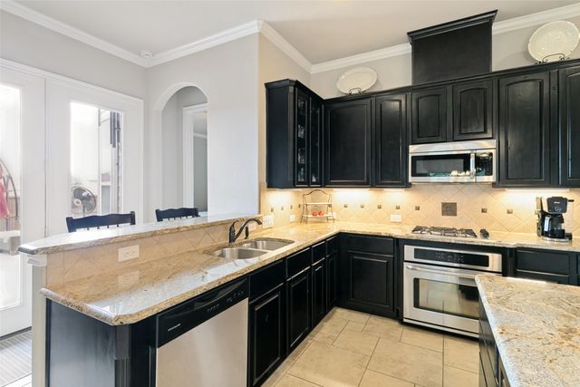 11901 Drummond Lane, Fort Worth, TX 76108