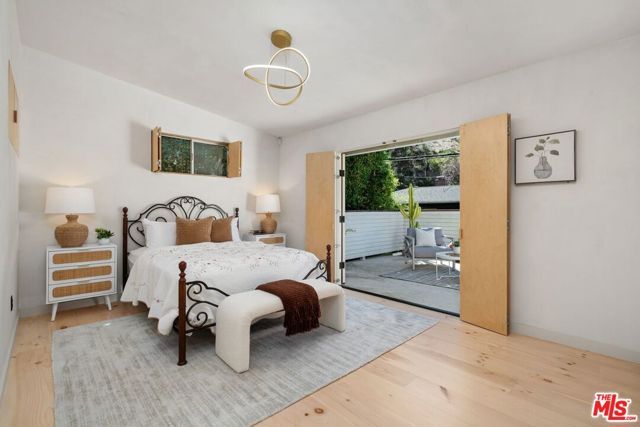 9667 Yoakum Drive, Los Angeles, CA 90210