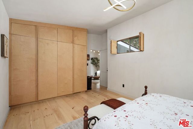 9667 Yoakum Drive, Los Angeles, CA 90210