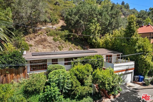 9667 Yoakum Drive, Los Angeles, CA 90210