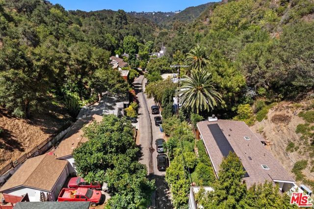 9667 Yoakum Drive, Los Angeles, CA 90210