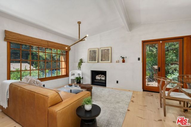 9667 Yoakum Drive, Los Angeles, CA 90210