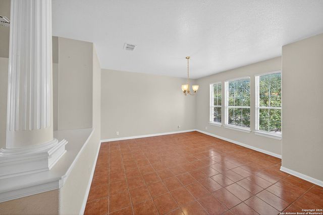 25119 Royal Land, San Antonio, TX 78255