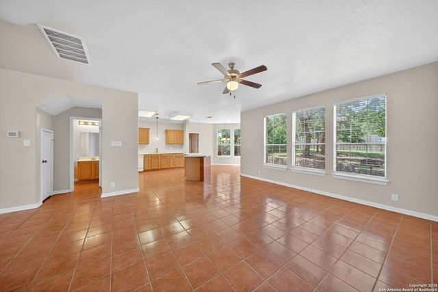 25119 Royal Land, San Antonio, TX 78255