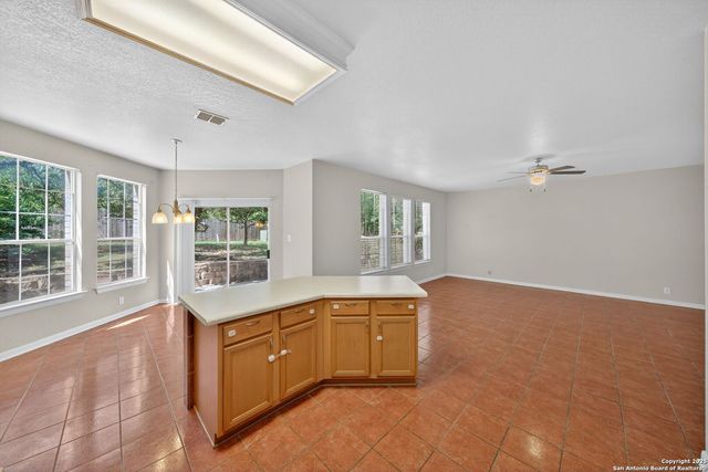 25119 Royal Land, San Antonio, TX 78255