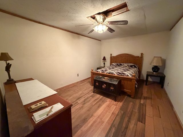 262 Hiwassee Rd, Crossville, TN 38572