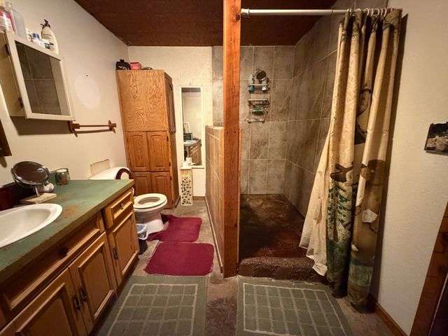 262 Hiwassee Rd, Crossville, TN 38572