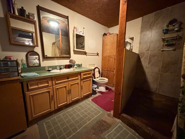 262 Hiwassee Rd, Crossville, TN 38572