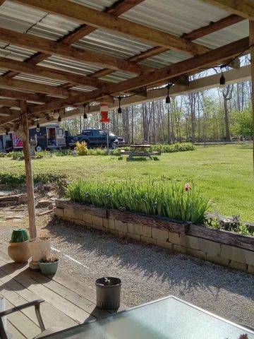 262 Hiwassee Rd, Crossville, TN 38572