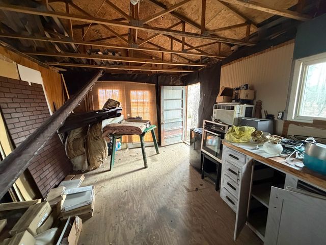 262 Hiwassee Rd, Crossville, TN 38572